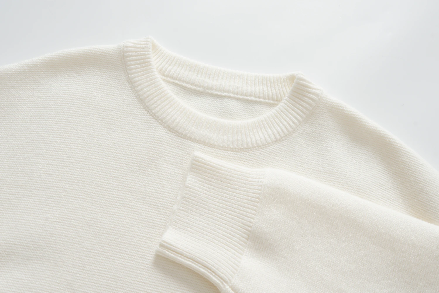 red cable sleeve sweater (copy)